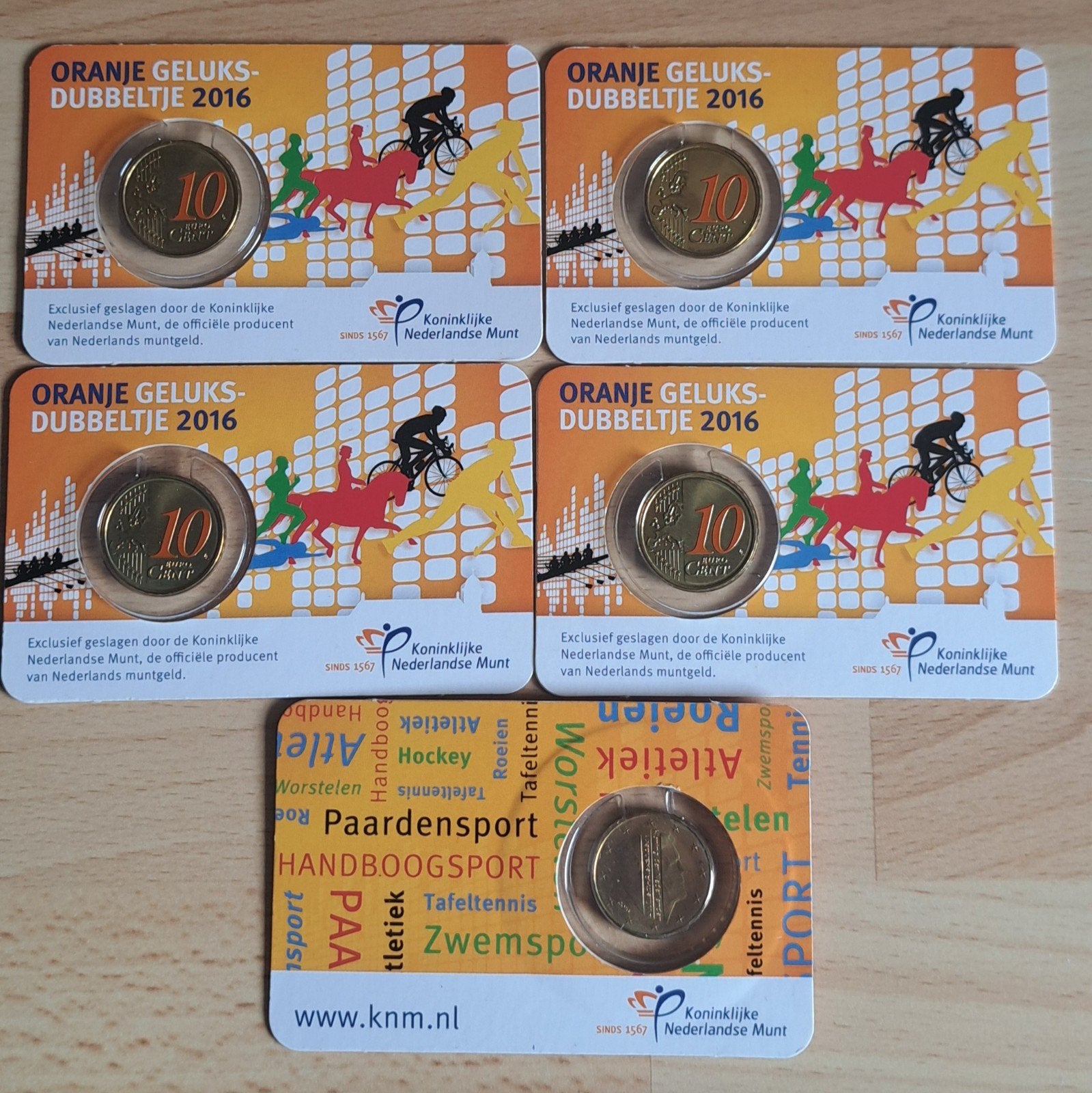 5 of 10 X Orange gelukadubbeltje 2016, Postzegels en Munten, Munten | Nederland, Ophalen of Verzenden, Koningin Beatrix, Euro's