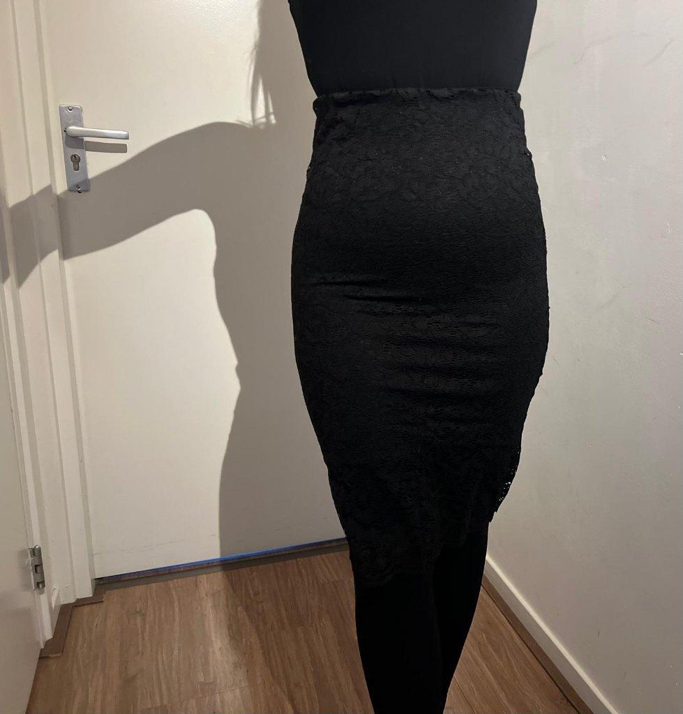 Bershka rokje maat s, Zwart, Zo goed als nieuw, Maat 36 (S), Boven de knie