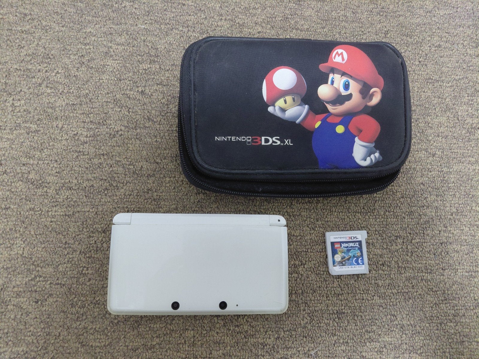 Nintendo 3DS Wit met LEGO Ninjago en Mario tas, Gebruikt, Wit, Ophalen of Verzenden, 3DS