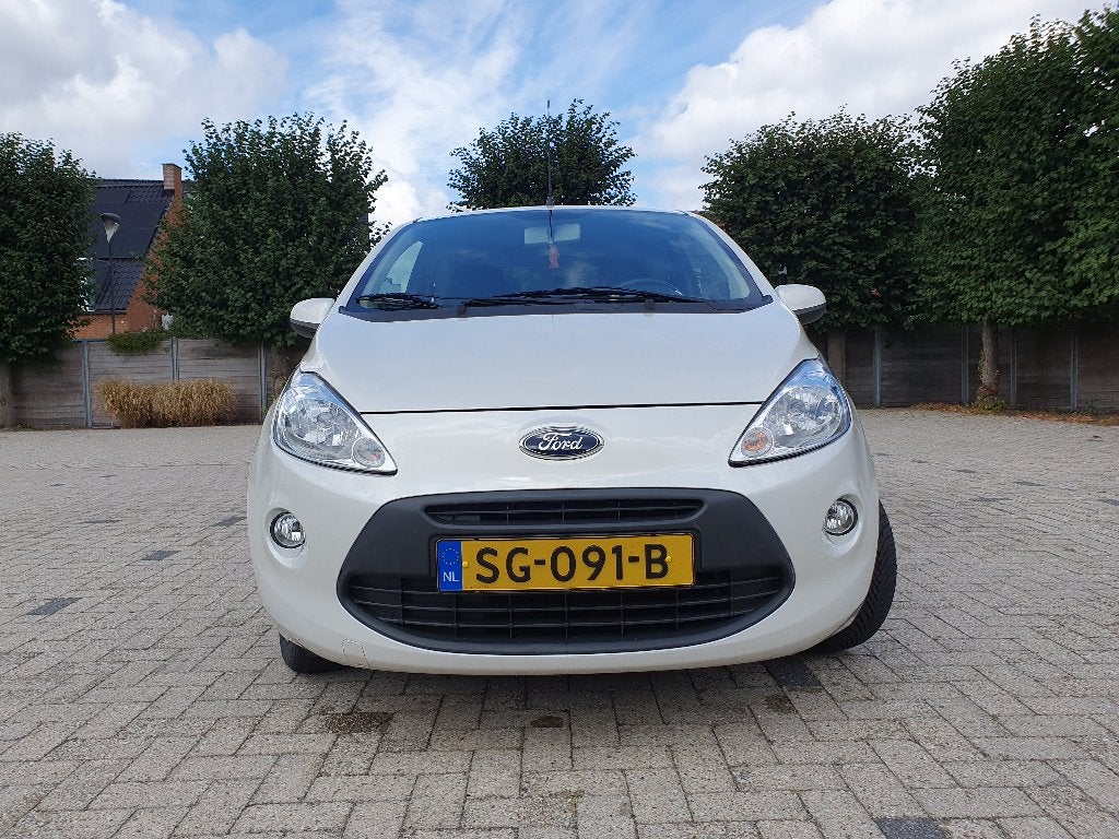 Foto 8 van Ford Ka 1.2 51KW 2009 Wit