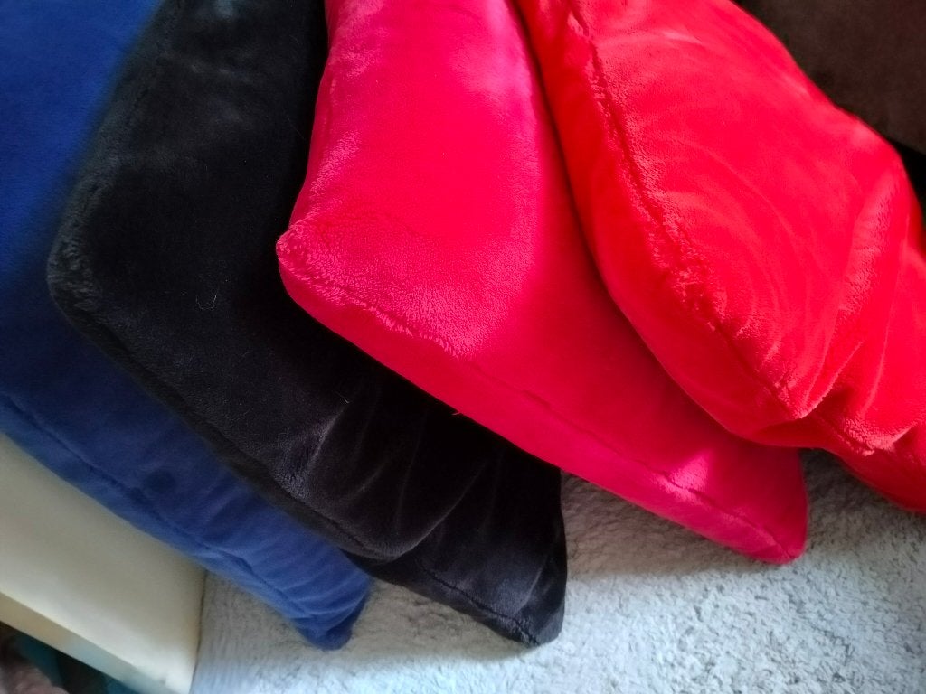 Gratis kussens 72x72 cm, Ophalen, Gebruikt, Vierkant, Afneembare hoes