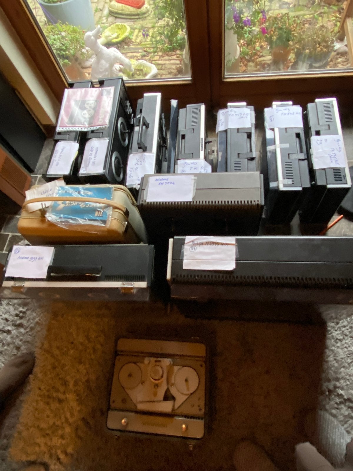 Verzameling van 12 bandrecoders (Grundig, Aristona, Philips), Ophalen, Bandrecorder