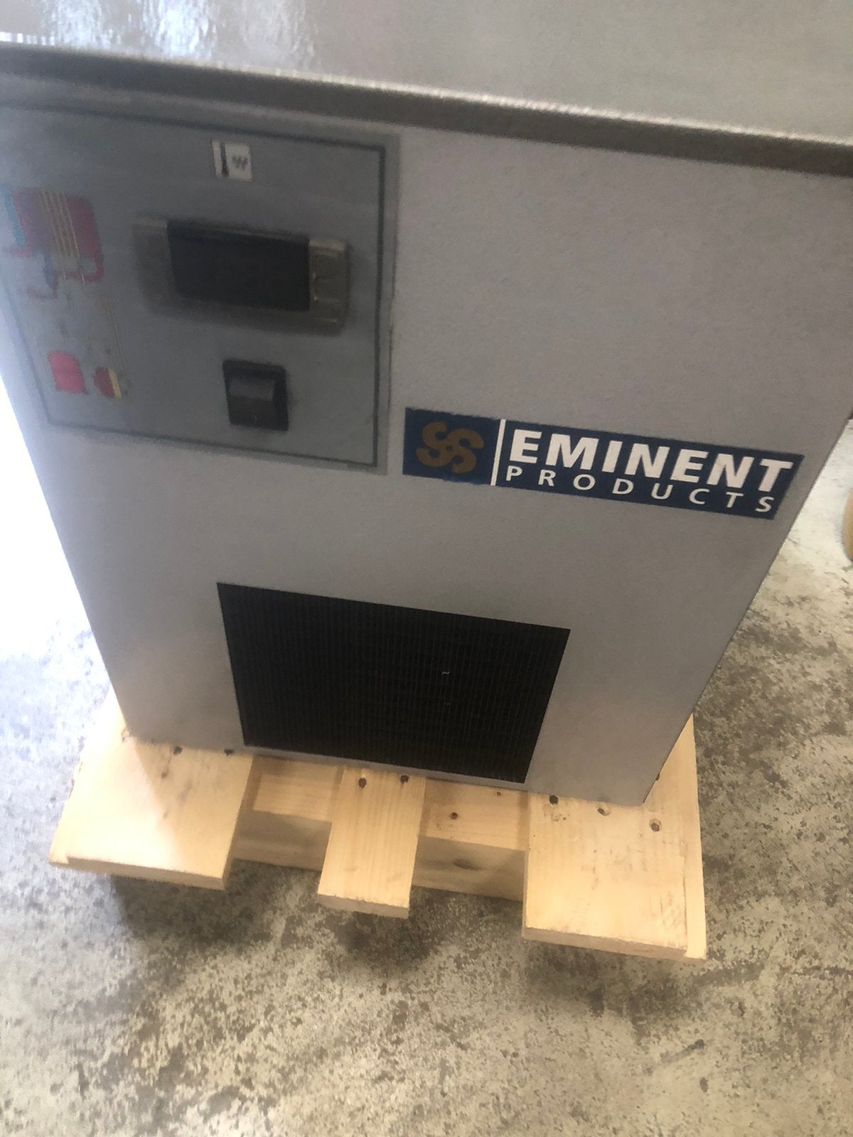 Creemers zuigercompressor /goed/en goedkoop/factuur, Ophalen, Gebruikt, 400 tot 800 liter/min, 6 tot 10 bar