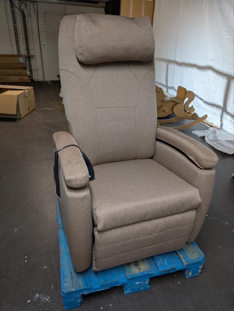 Sta-op-stoel fitForm Vario 570, Ophalen, Zo goed als nieuw, Stof, 50 tot 75 cm