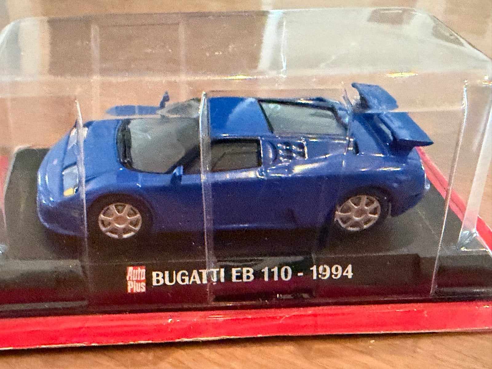 Bugatti EB 110 1994 modelauto met tijdschrift, Ophalen of Verzenden, Nieuw, Auto, Overige merken