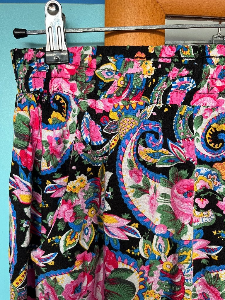 leuke viscose zomerbroek met rozen 40/42 zgan, Verzenden, Zo goed als nieuw, Maat 42/44 (L), Lang