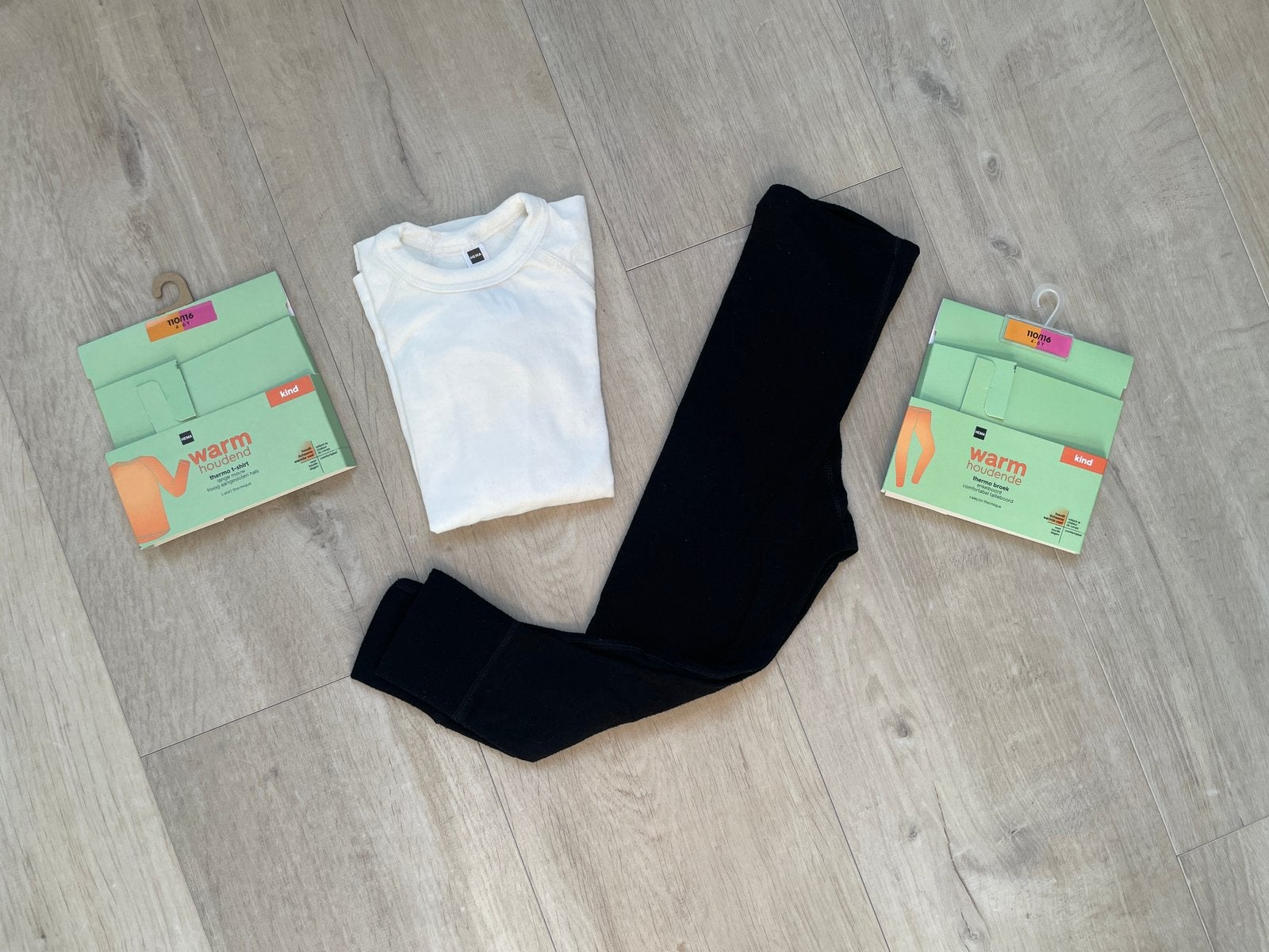 HEMA thermo set maat 110/116 – shirt & broek, Ophalen of Verzenden, Zo goed als nieuw, Jongen of Meisje, Nacht- of Onderkleding