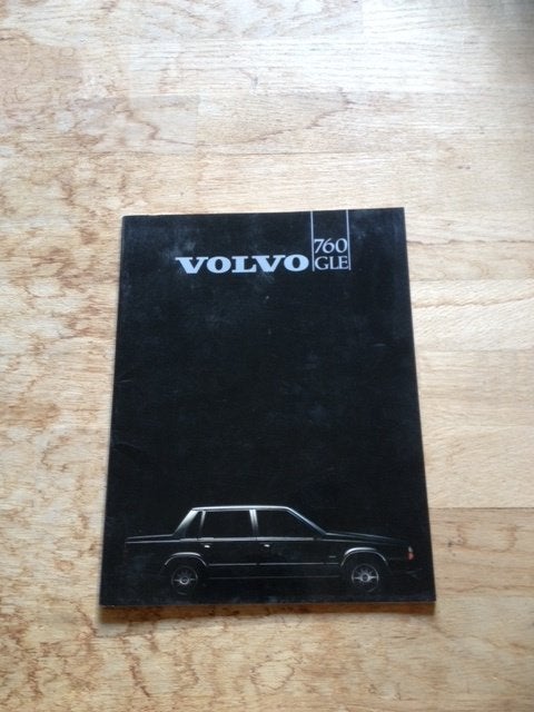 Volvo 760 GLE Brochure uit 1982   NL, Ophalen of Verzenden, Zo goed als nieuw, Volvo