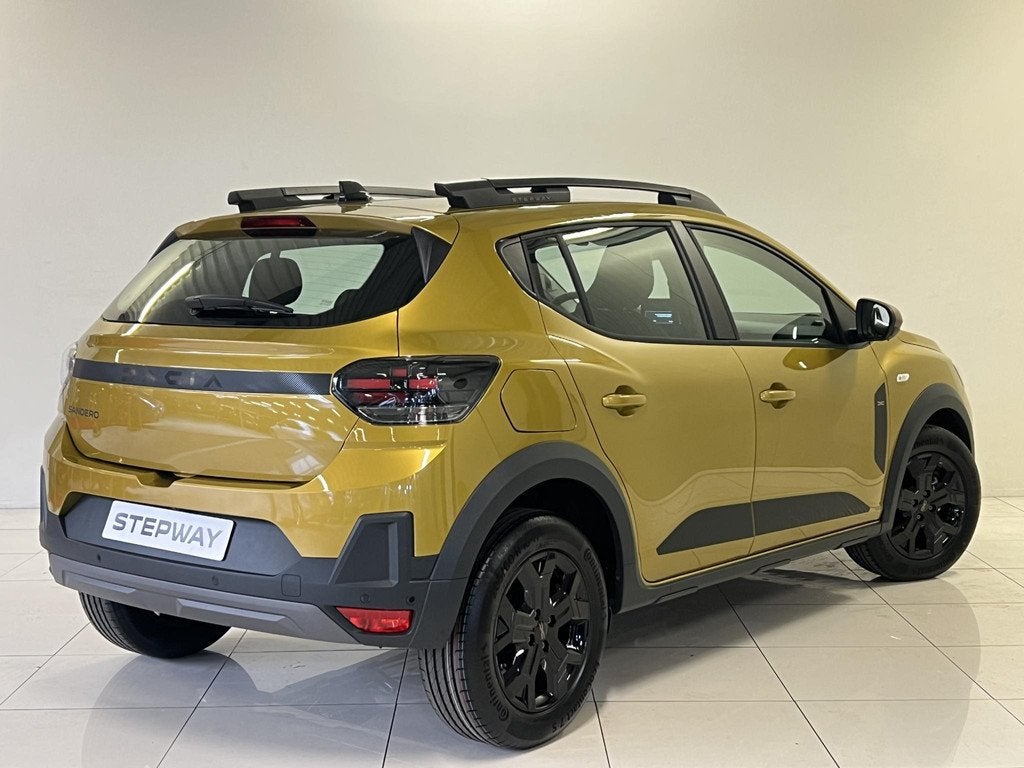 Dacia Sandero Stepway 1.0 TCe 110 limited edition UIT VOORRA, Auto's, Dacia, Voorwielaandrijving, Stof, Geel, Bedrijf