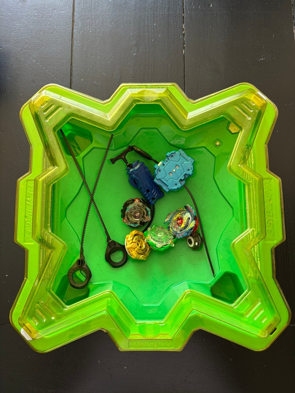 Beyblade arena, Ophalen, Gebruikt