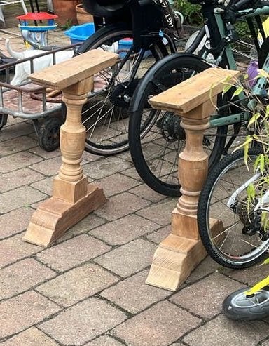 Twee zware klassieke tafelpoten voor grote tafel, Ophalen, Gebruikt, Overige houtsoorten, Tafelpoot