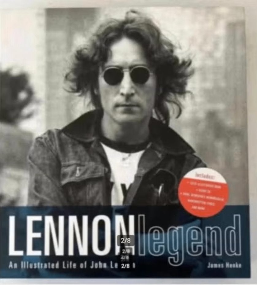 Lennon Legend- het leven van John Lennon in beeld, Boeken, Ophalen of Verzenden, Zo goed als nieuw, Artiest