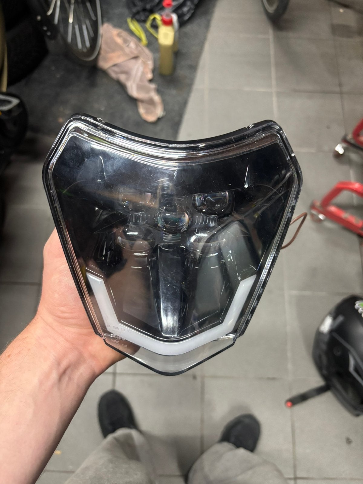 Ktm headlight, Ophalen