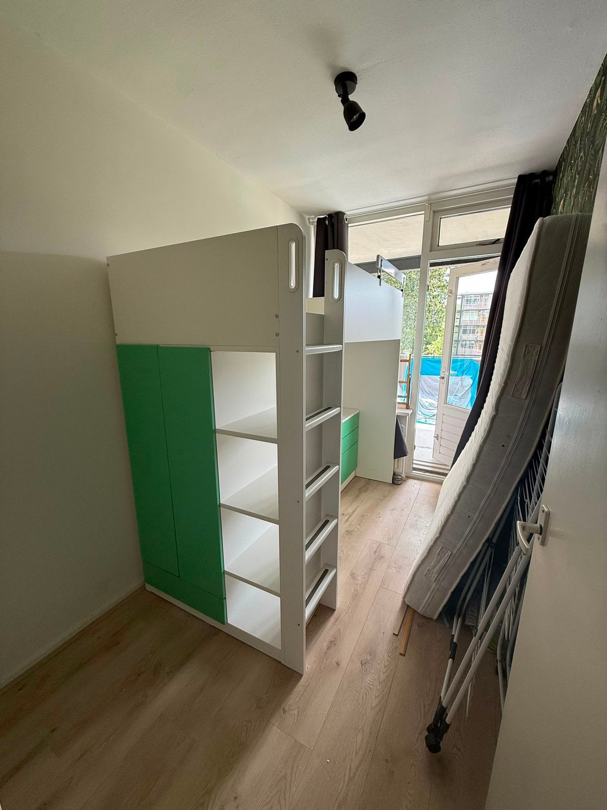 MOET ZSM WEG! Smastad hoogslaper ikea, Kinderen en Baby's, Kinderkamer | Stapelbedden en Hoogslapers, Ophalen, Zo goed als nieuw