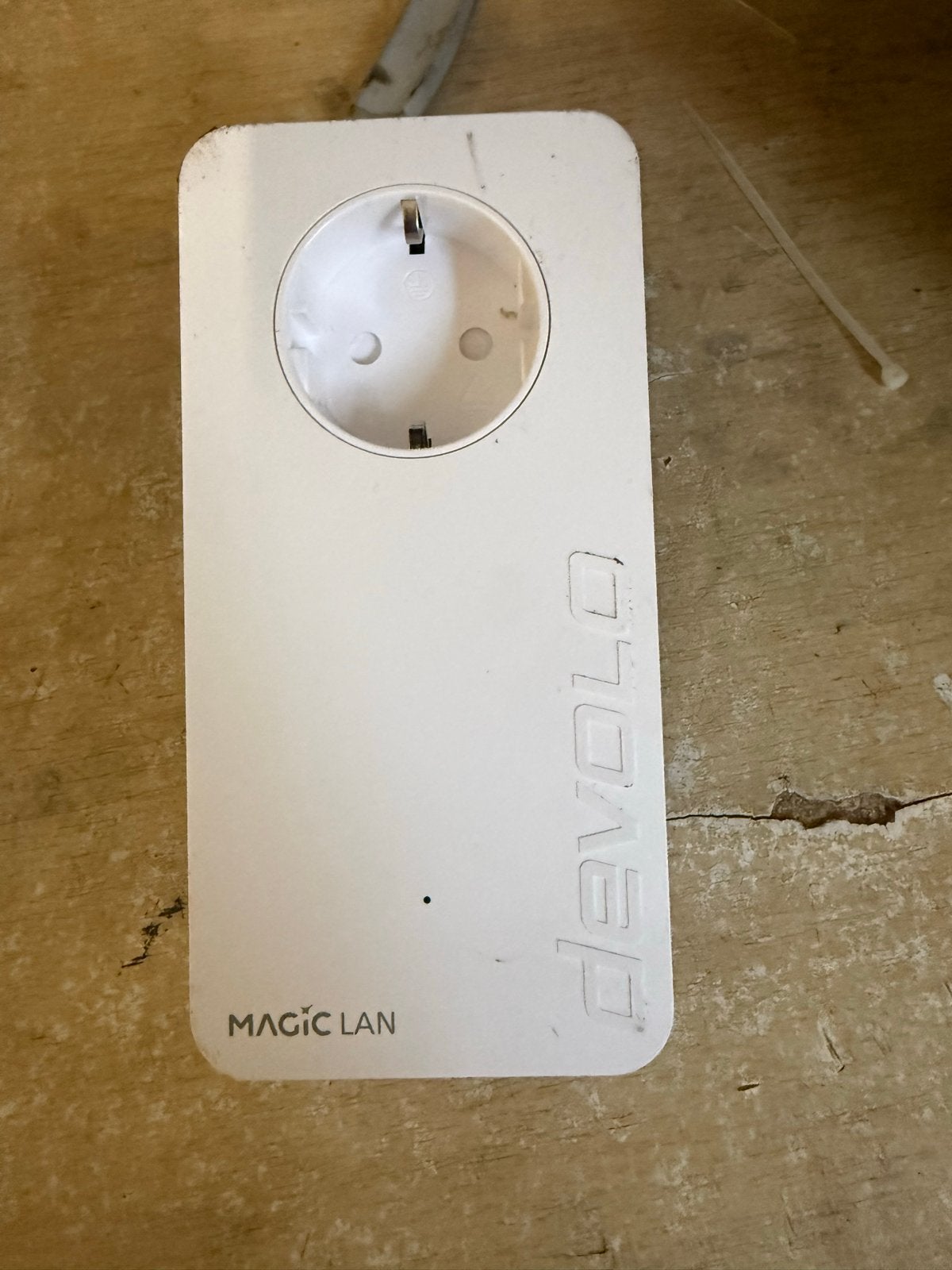 Devolo Magic 2 LAN triple Powerline Adapter, Computers en Software, Ophalen of Verzenden, Zo goed als nieuw, Router