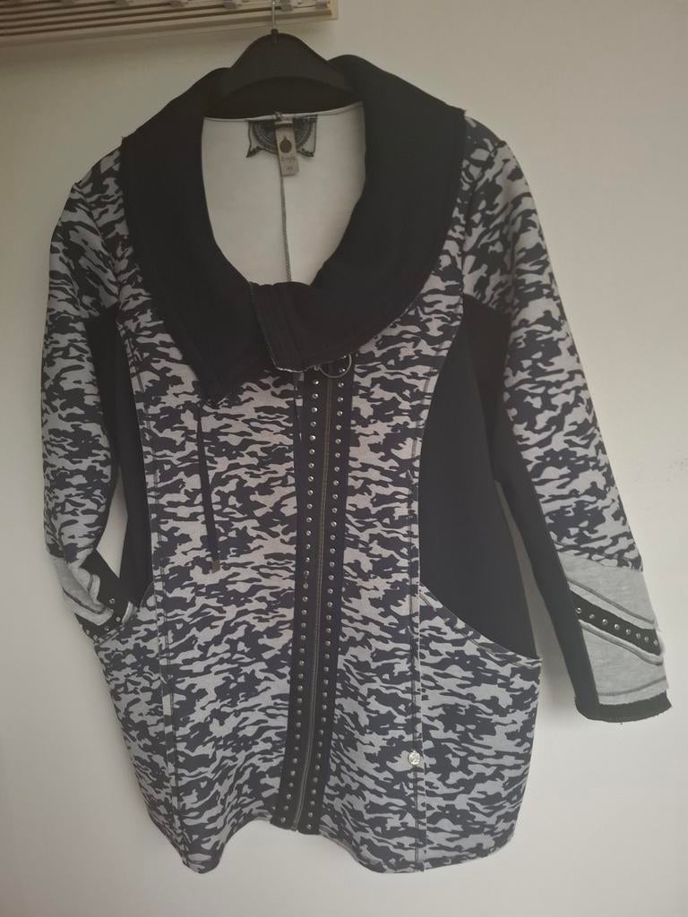 Fleece vest, blauw grijs.mt 46 (Tredy), Ophalen of Verzenden, Zo goed als nieuw, Maat 46/48 (XL) of groter, Blauw