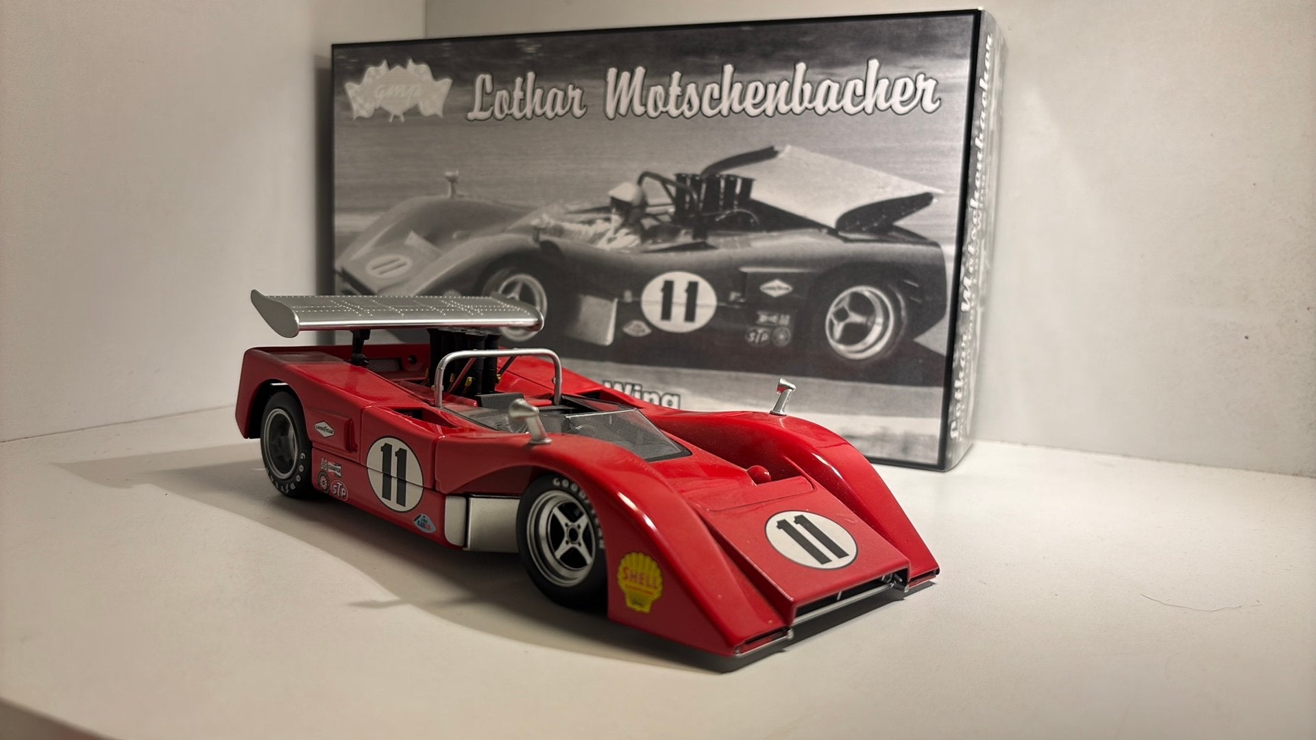 McLaren m8b low wing #11 GMP 1.18