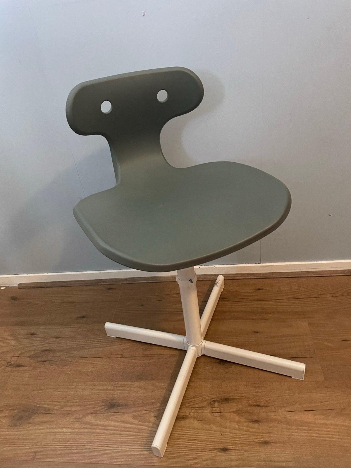 IKEA MOLTE Bureaustoel - Grijs/Wit, Ophalen, Gebruikt, Grijs, Bureaustoel