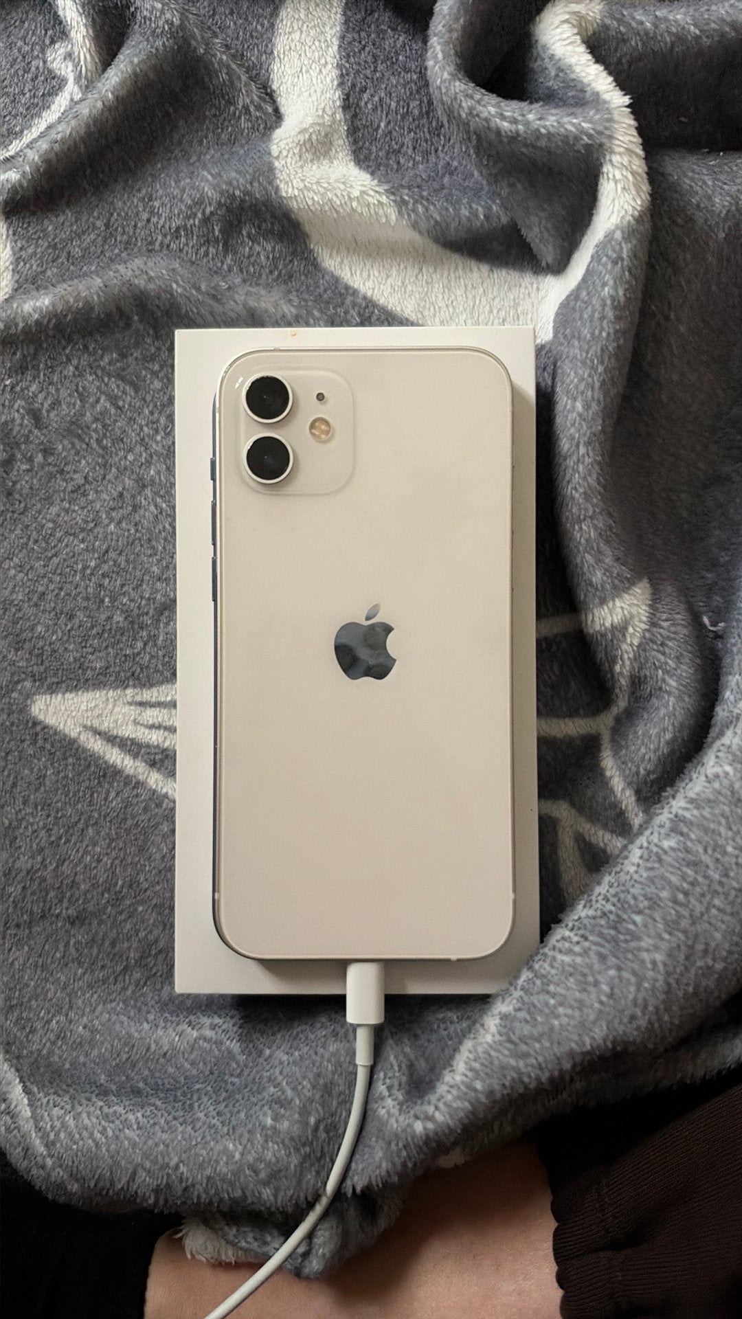 Foto 3 van Apple iPhone 12 Wit