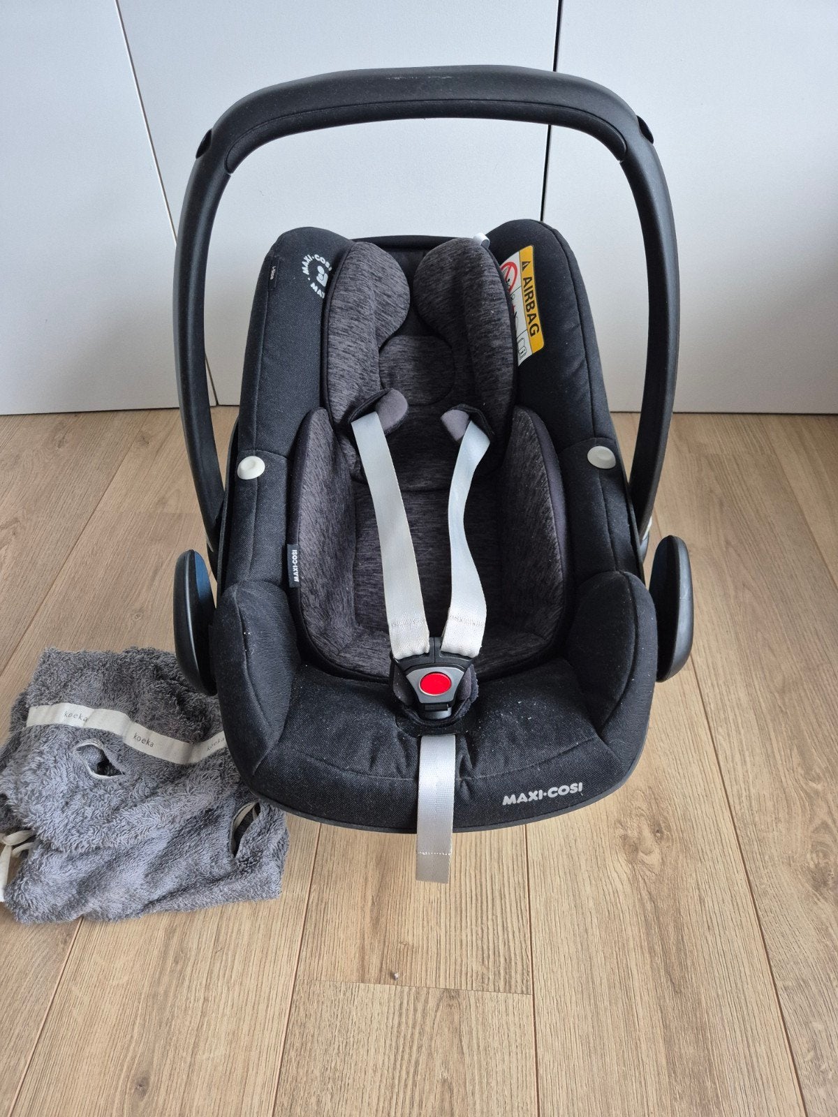 Maxi Cosi Pebble Pro I-Size incl. hoes van Koeka, Kinderen en Baby's, Ophalen, Autogordel, Zo goed als nieuw, 0 t/m 13 kg