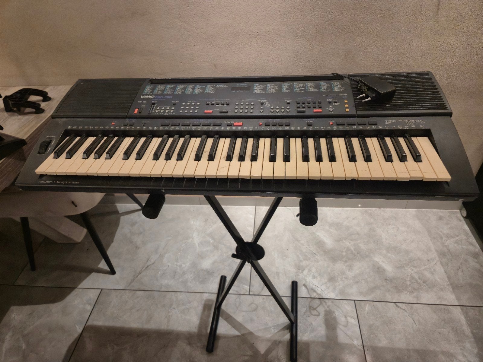 Yamaha PSR-275 Keyboard met standaard, Ophalen, Yamaha, Midi-aansluiting, 61 toetsen