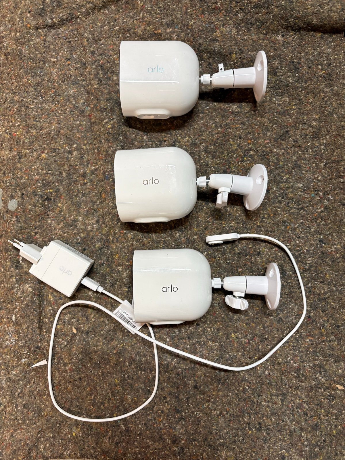 Arlo Pro 5S 2K Beveiligingscamera's (3 stuks), Ophalen of Verzenden, Zo goed als nieuw, Buitencamera