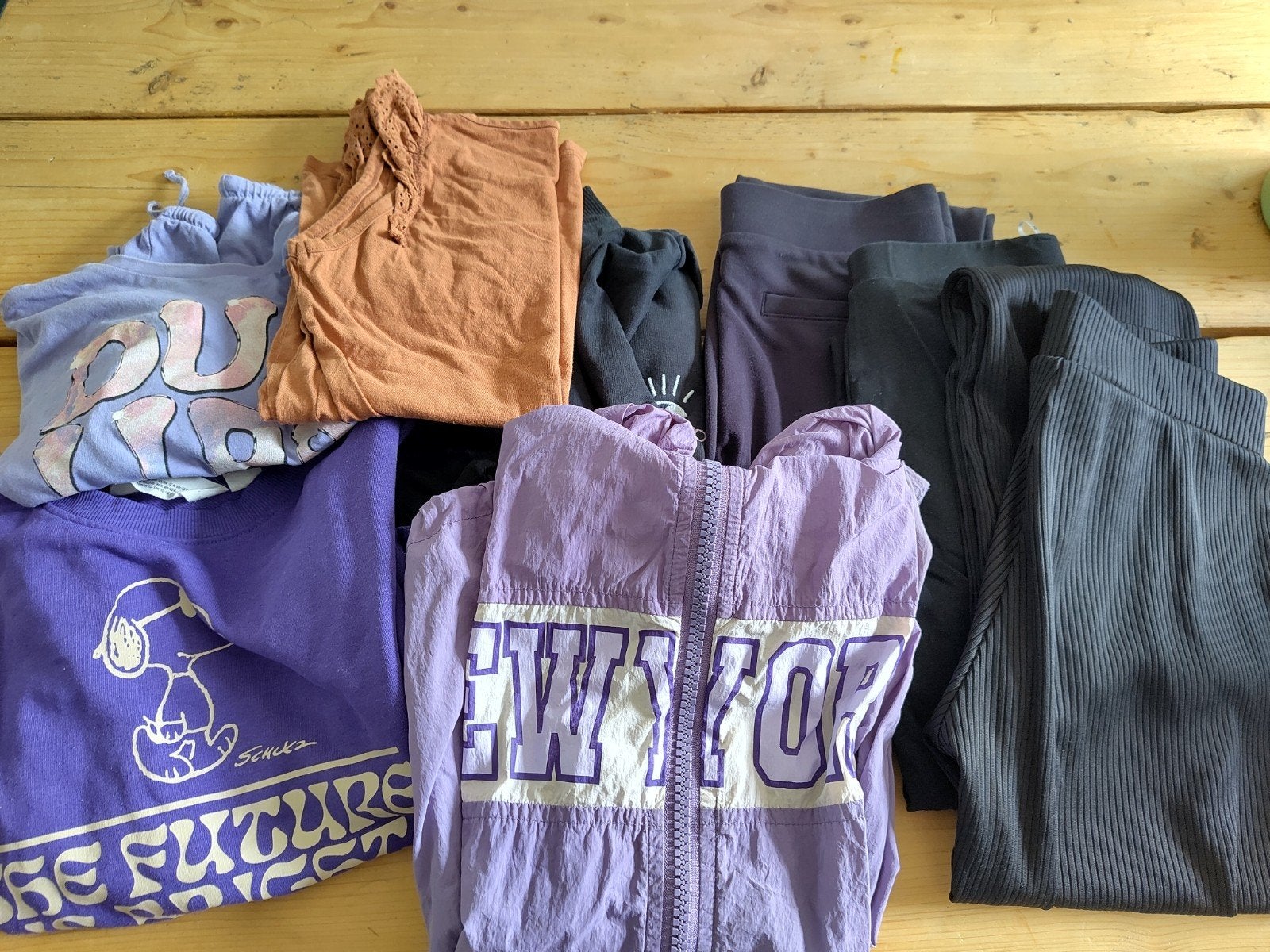 GRATIS: diverse shirts, truien, broeken en zomerjas, 146-152, Ophalen, Gebruikt, Meisje