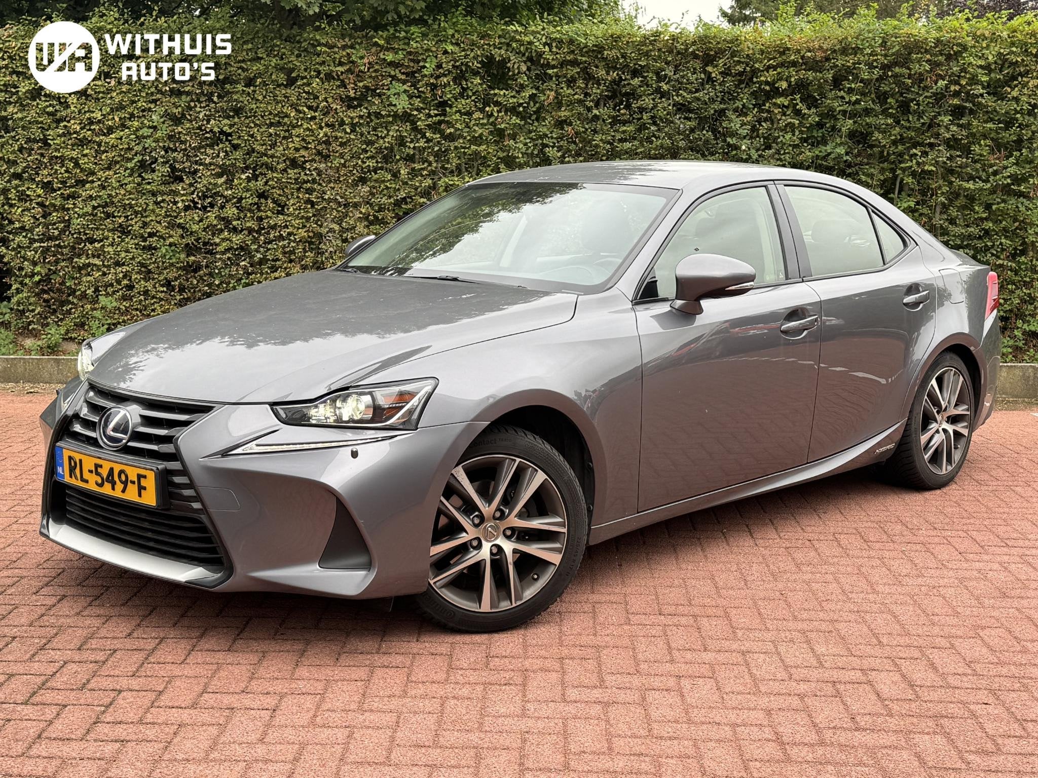 Lexus IS 300h Facelift (Nw beurt + nw HHC!) Xenon, Auto's, Automaat, Gebruikt, Automatische klimaatregeling, 23 km/l