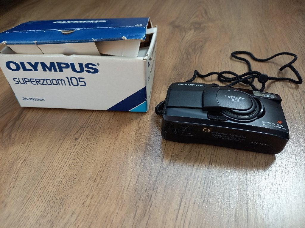 Olympus Superzoom 105 compacte analoge camera, Ophalen of Verzenden, Compact, Olympus