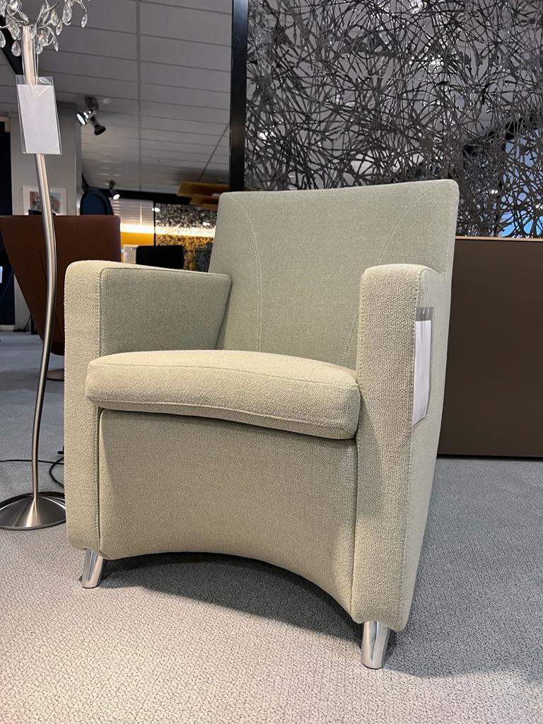 Nieuw Leolux Dolcinea Fauteuil Stof Prairie Design stoel, Huis en Inrichting, Fauteuils, Nieuw, Stof, 50 tot 75 cm, 75 tot 100 cm