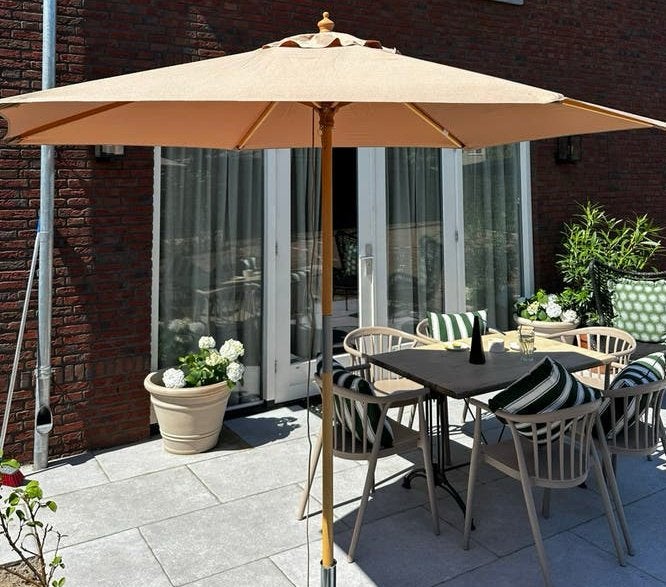 Parasol 250cm taupe, houten frame. Gloednieuw!, Ophalen, Verstelbaar, Nieuw, 2 tot 3 meter