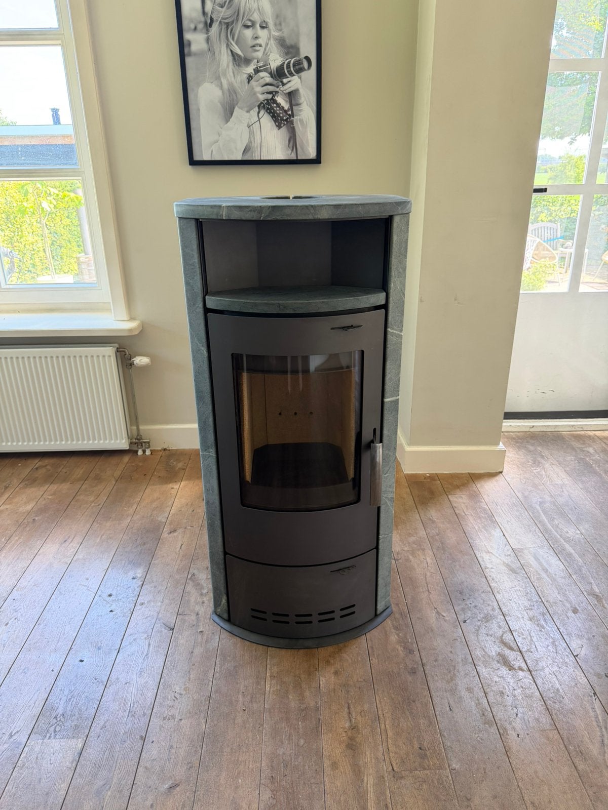Thermia Hamburg V4 7kW Speksteenkachel Houtkachel Vrijstaand, Houtkachel, Ophalen of Verzenden, Zo goed als nieuw, Vrijstaand
