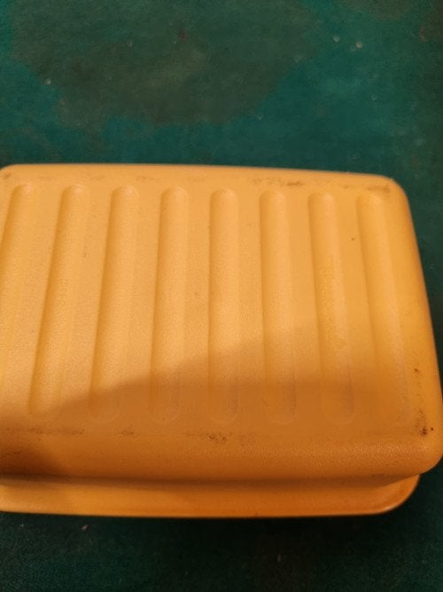 botervloot tupperware geel blauw, Ophalen of Verzenden, 'T Olde Gre-j, Info@toldegrej.nl, Endepoelstraat 20f Didam