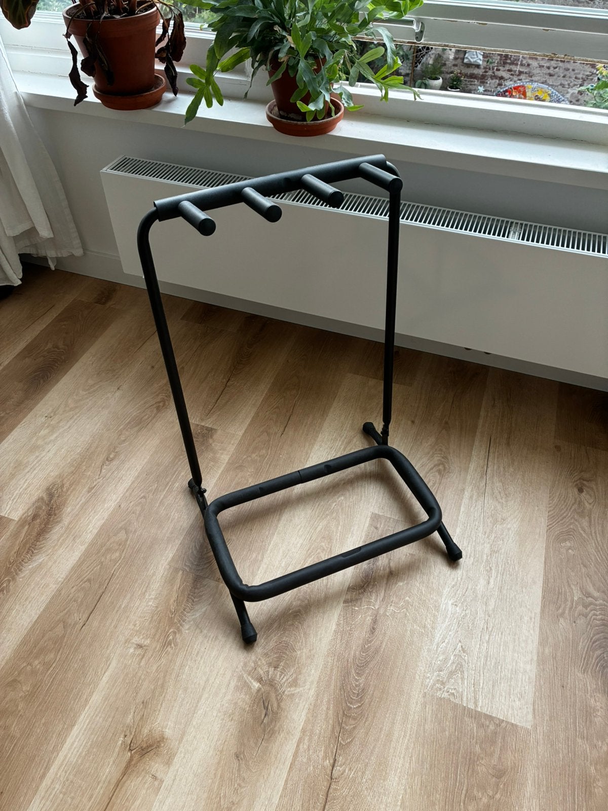 Rockstand 3, Ophalen of Verzenden, Zo goed als nieuw, Instrumentstandaard, Gitaar