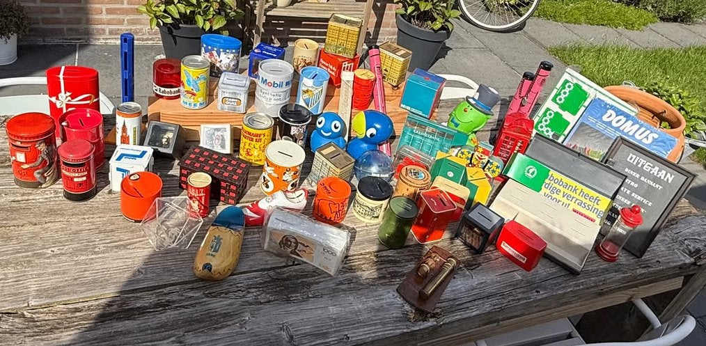 spaarpotten verzameling / bankspaarpotten / spaarvarkens, Ophalen of Verzenden, Gebruikt, Overige materialen, Overige thema's