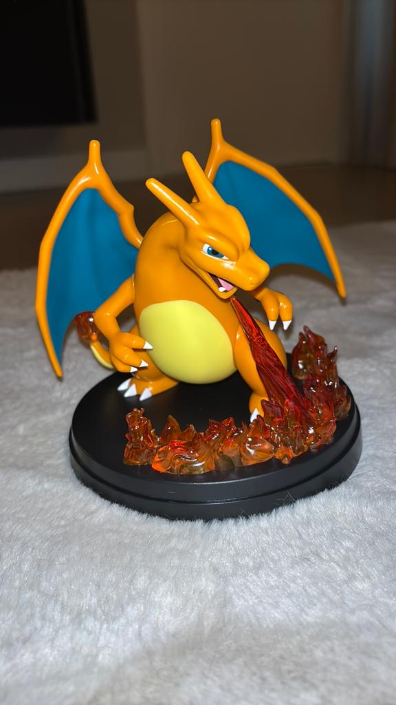 Charizard standbeeld, Ophalen, Nieuw