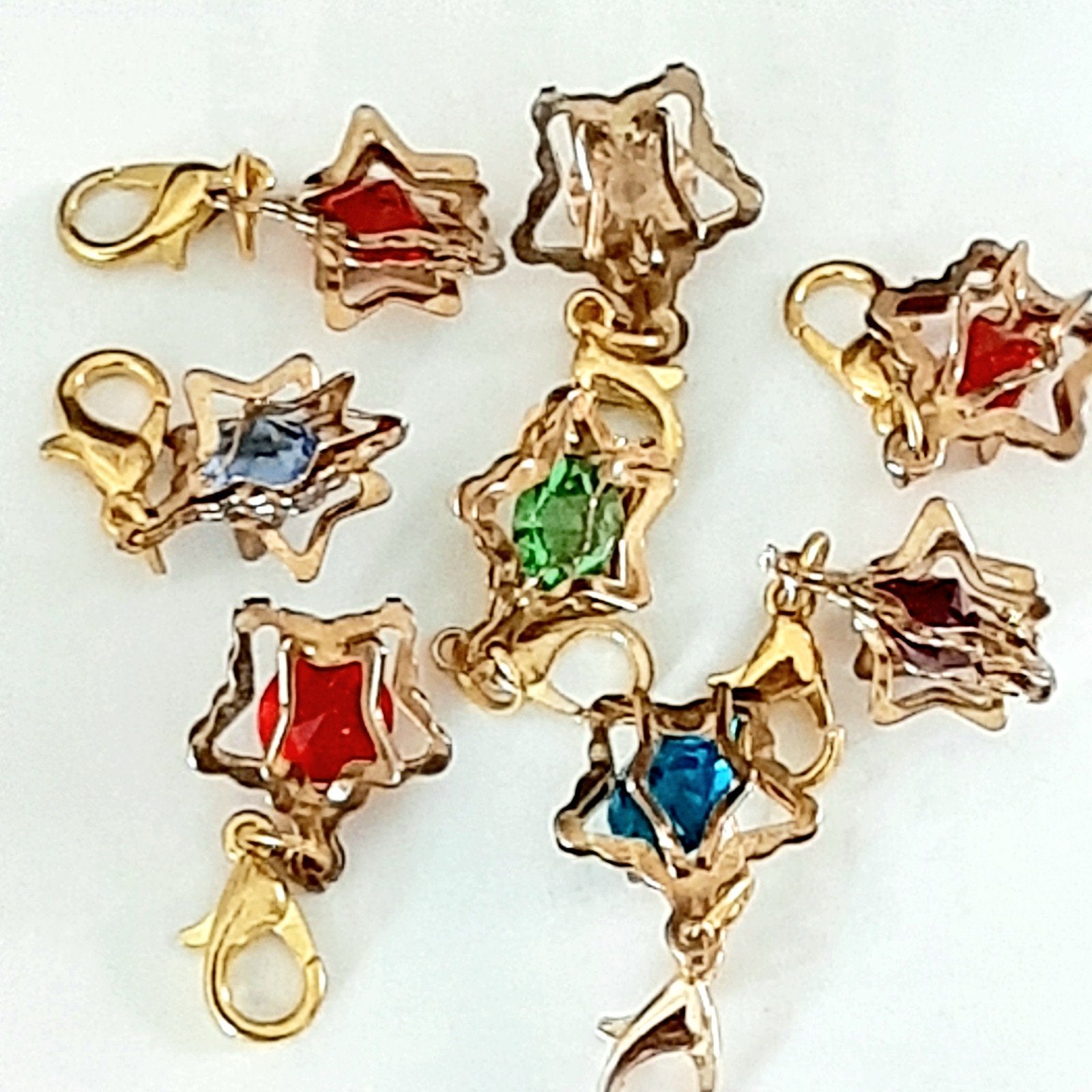 Set Gouden Ster Bedels met Gekleurde Strass, Overige merken, Overige materialen, Nieuw, Ophalen of Verzenden
