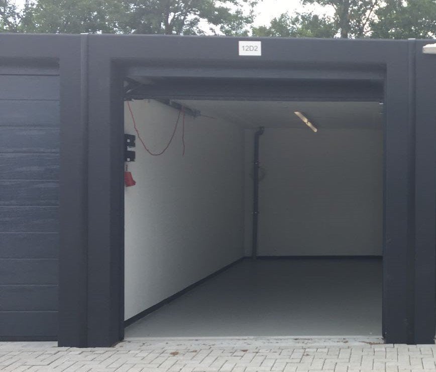 Te Huur: Bedrijfsruimte 21m2 Den Bosch Garagebox Boxcomplex, Noord-Brabant