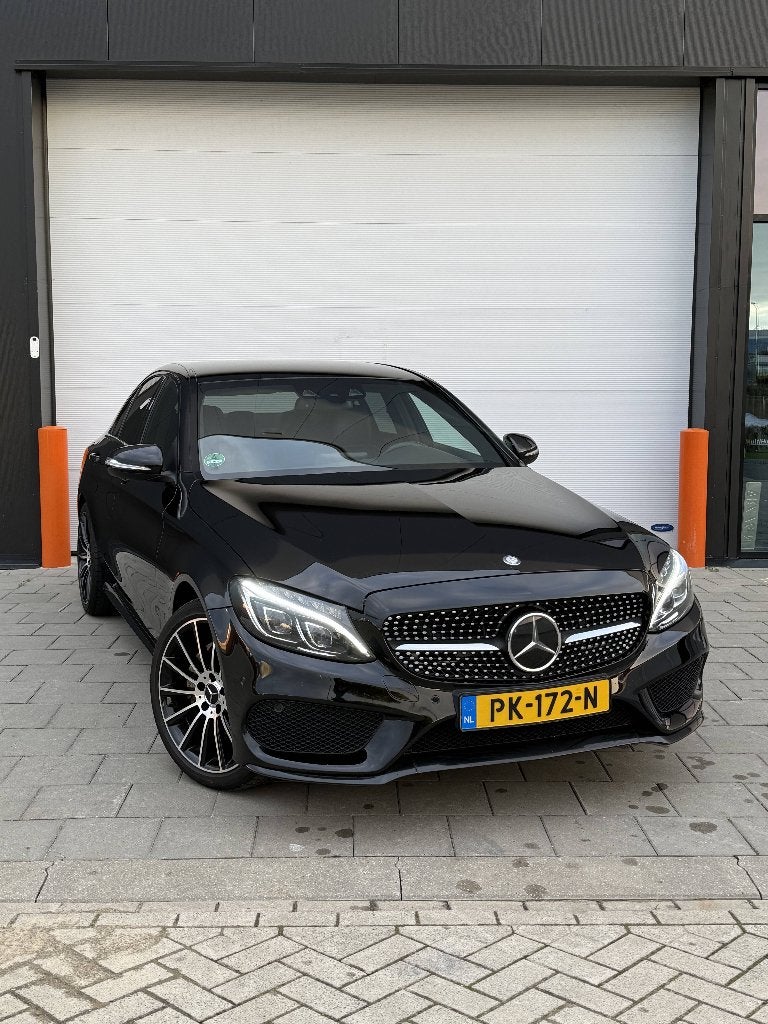 Mercedes-Benz C-Klasse C200 AMG Prestige, 1800 kg, Zwart, 4 cilinders, Zwart