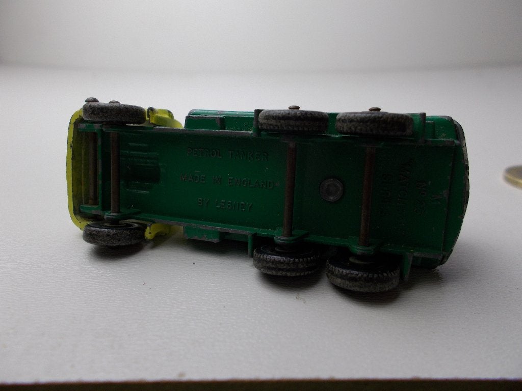 1964 Lesney Matchbox Series No. 25C. BP PETROLTANKER., Ophalen of Verzenden, Gebruikt, Bus of Vrachtwagen, Lesney