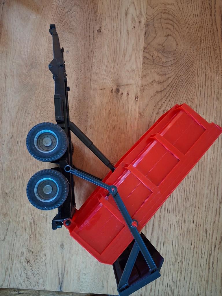 Grote rode speelgoed kiepwagen, Ophalen of Verzenden, Gebruikt