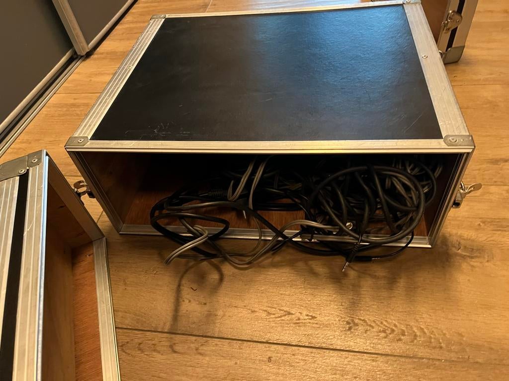 2 Peavey Eurosys 3.0 speakers met versterker, Audio, Tv en Foto, Luidsprekers, Gebruikt, 120 watt of meer, Front, Rear of Stereo speakers