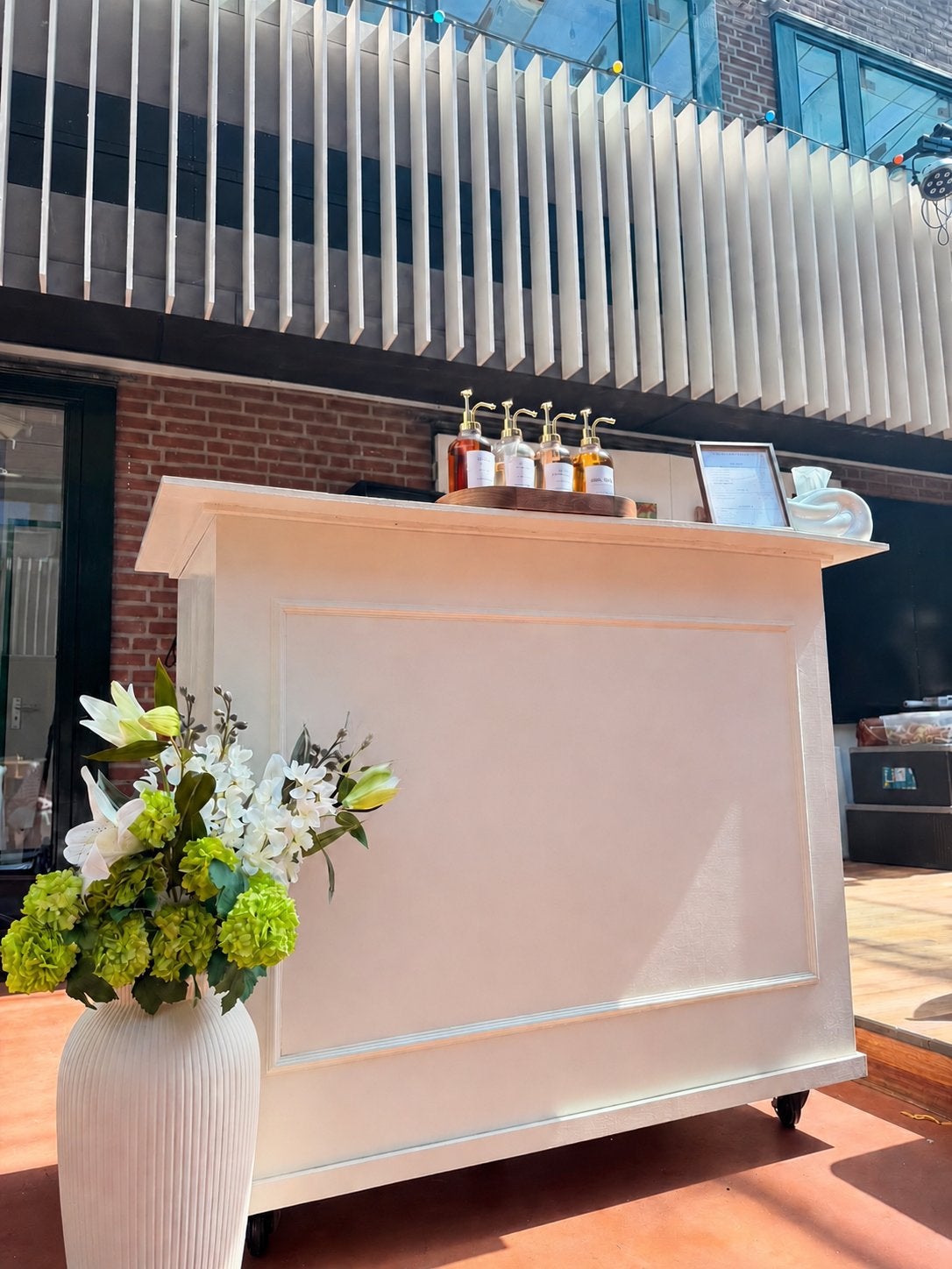 Mobiele bar te huur, Ophalen, Zo goed als nieuw