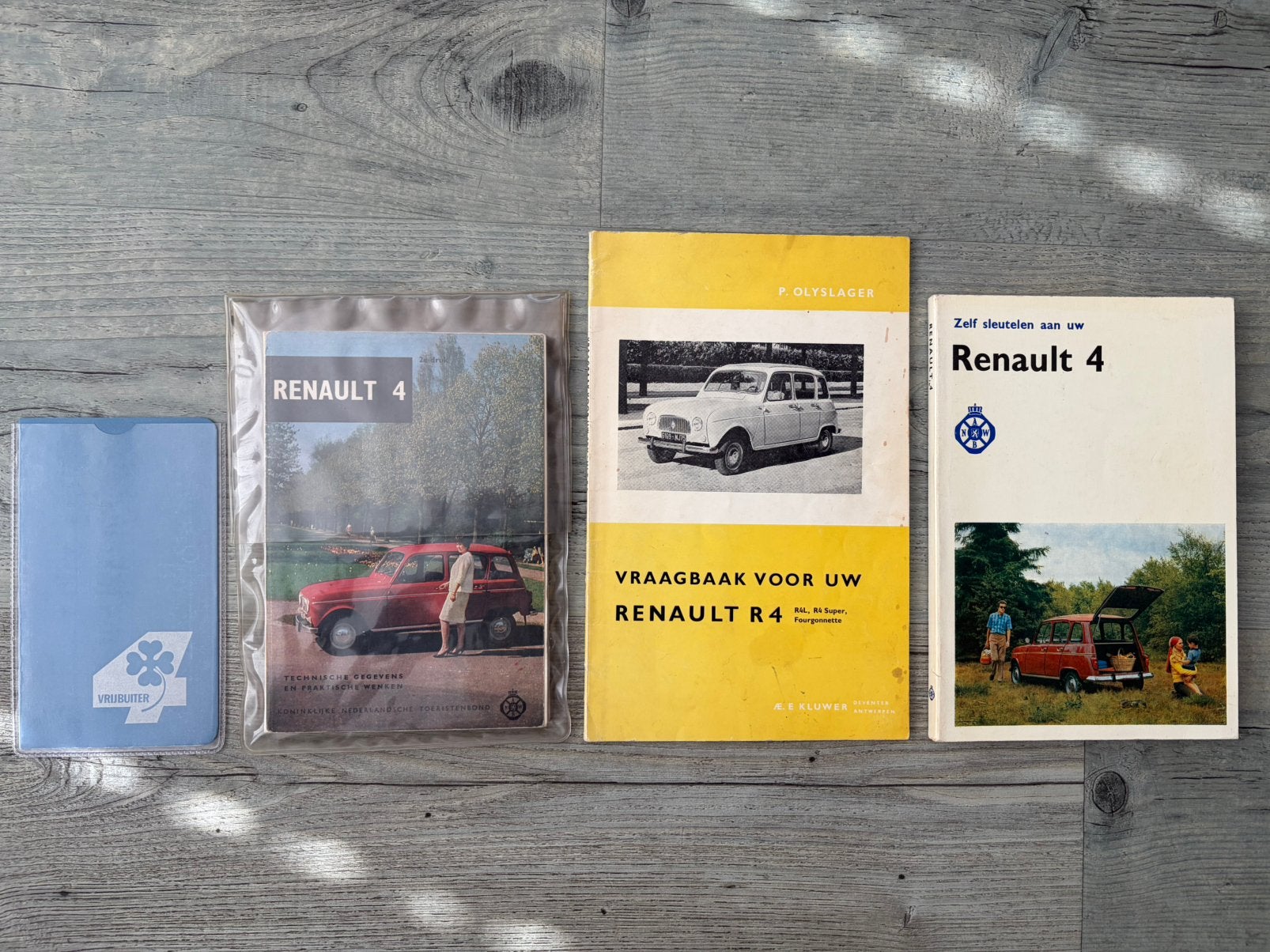 Originele vroege Renault 4 documentatieset (1963-1970), Ophalen of Verzenden, Gebruikt, Auto's
