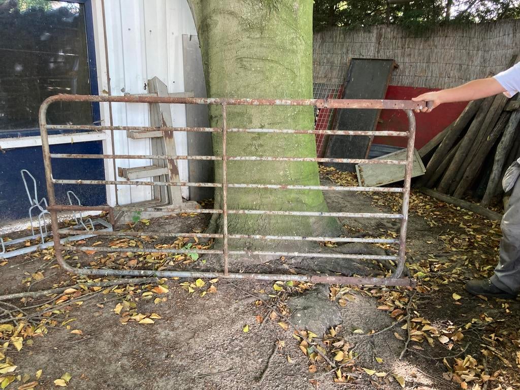 Poort ijzer met sluiting, Ophalen