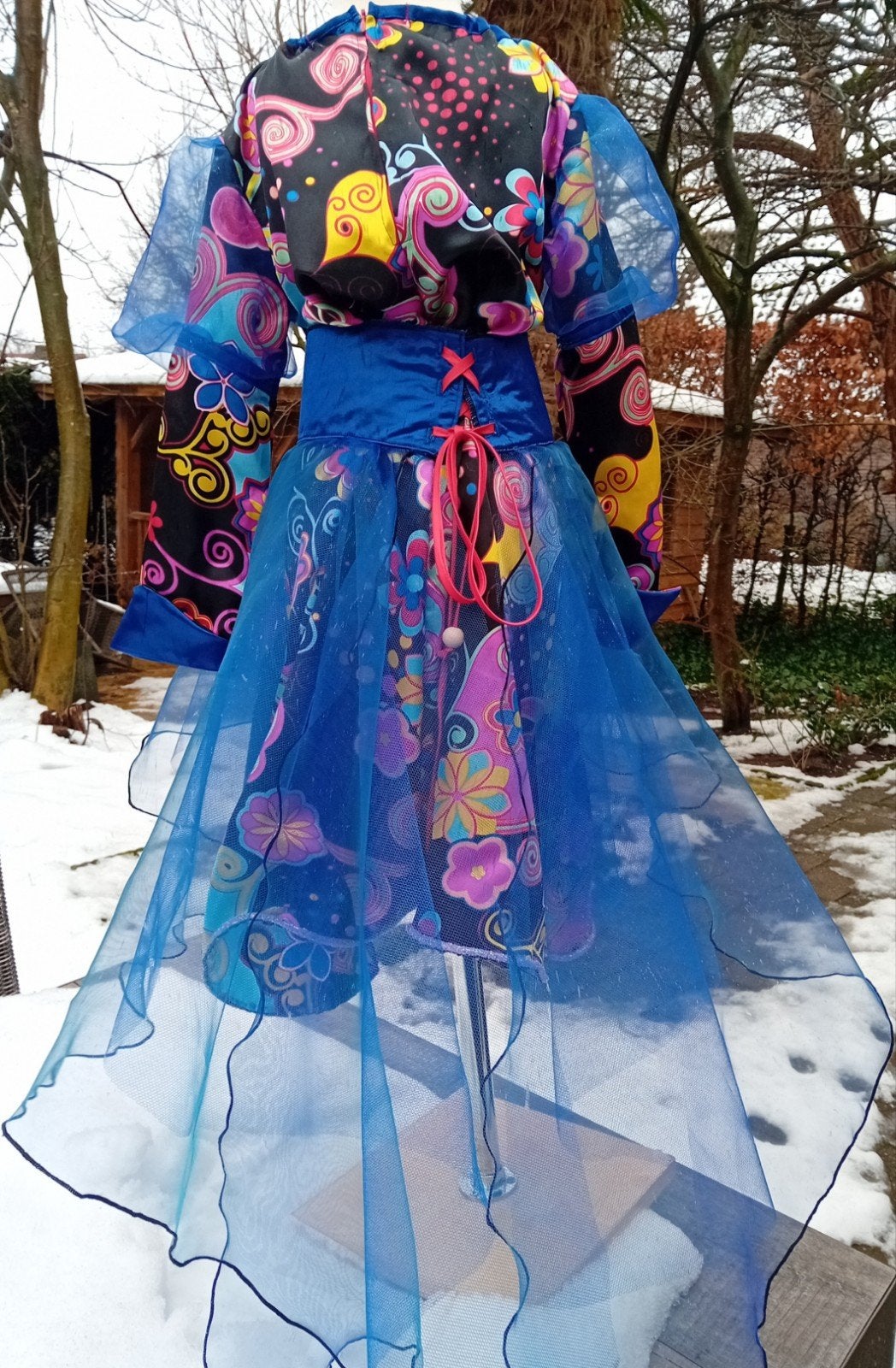 Verkleedjurk met bloemen en blauwe tule Nieuw! 134/140, Ophalen of Verzenden, Nieuw, Meisje, Jurk of Rok