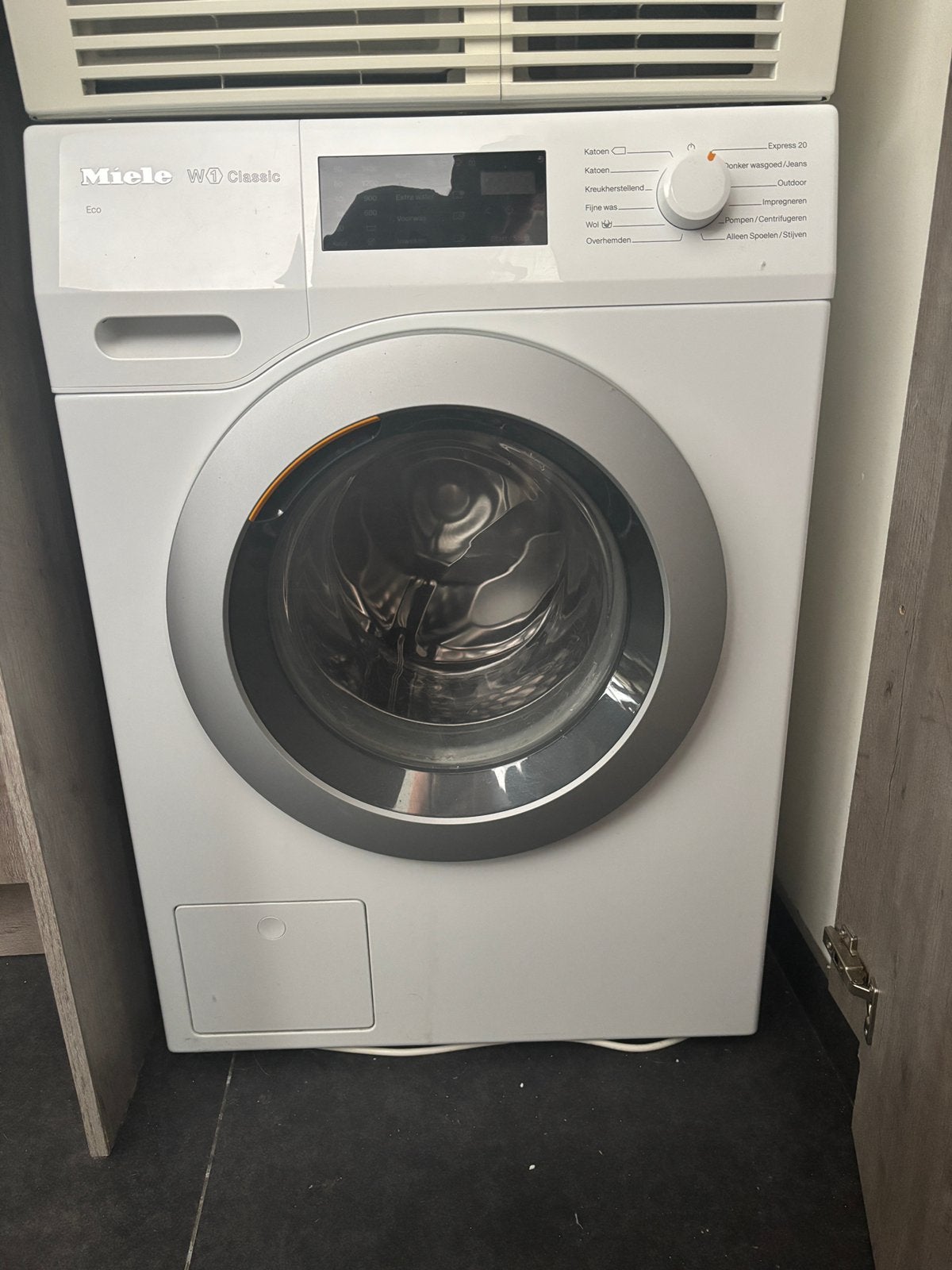 Miele W1 Classic wasmachine + AEG Lavatherm wasdroger