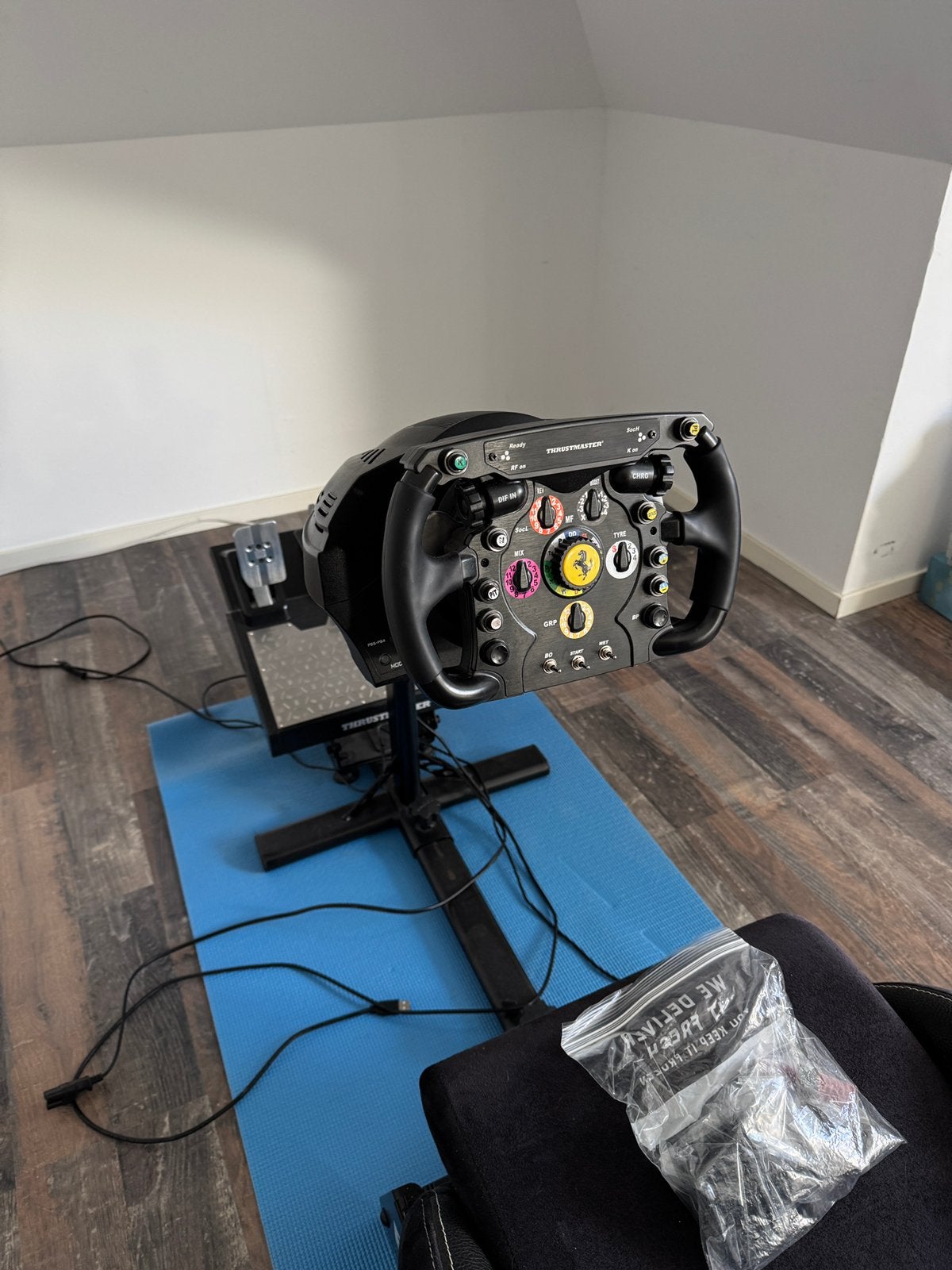 Thrustmaster T300 RS, T-LCM Loadcell pedalenset en Playseat, Spelcomputers en Games, Spelcomputers | Sony PlayStation Consoles | Accessoires