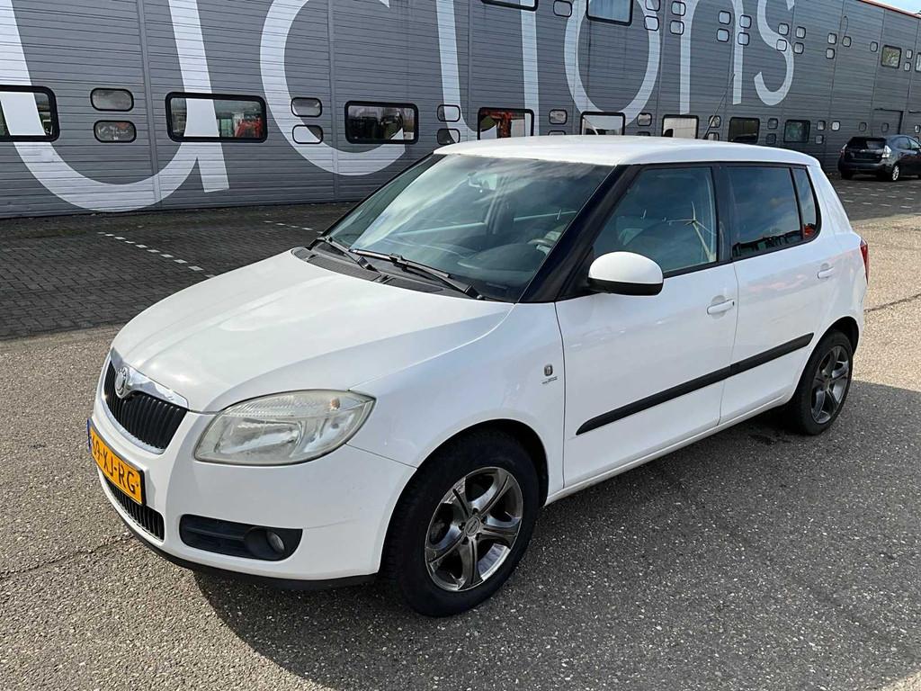 2007 Skoda Fabia 1.4 Personenauto 69-XJ-RG, Auto's, Skoda, Voorwielaandrijving, 4 cilinders, Wit, Origineel Nederlands