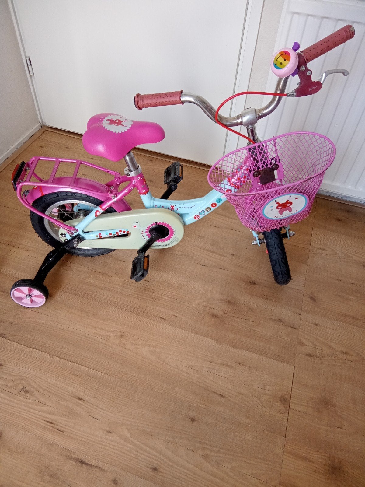 Batavus 12 inch meisjes fiets met zijwieltjes, Fietsen en Brommers, Fietsen | Driewielers, Ophalen